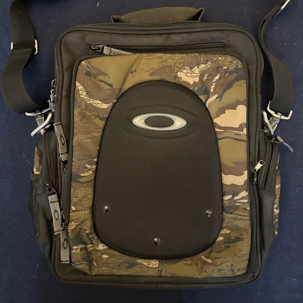 Oakley Y2K Camo Messenger/Laptop Bag